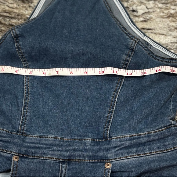 FREE PEOPLE WE THE FREE CRVY SYDNEY DENIM JUMPSUIT SIZE 6 - Picture 5 of 9